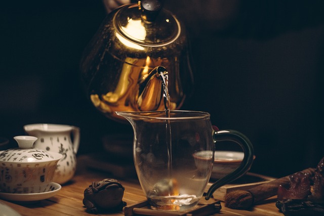 Den perfekte tekande: Hvordan finder man den rette te-kande til sit behov?